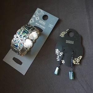 Brand New Bracelet & Earrings Set